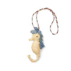 'd & Charmed - Raffia Seahorse J3